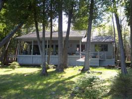 32816 S LaPointe Island