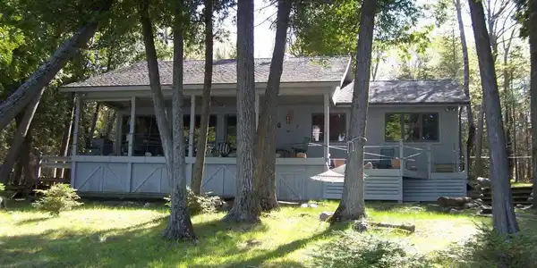 32816 S LaPointe Island