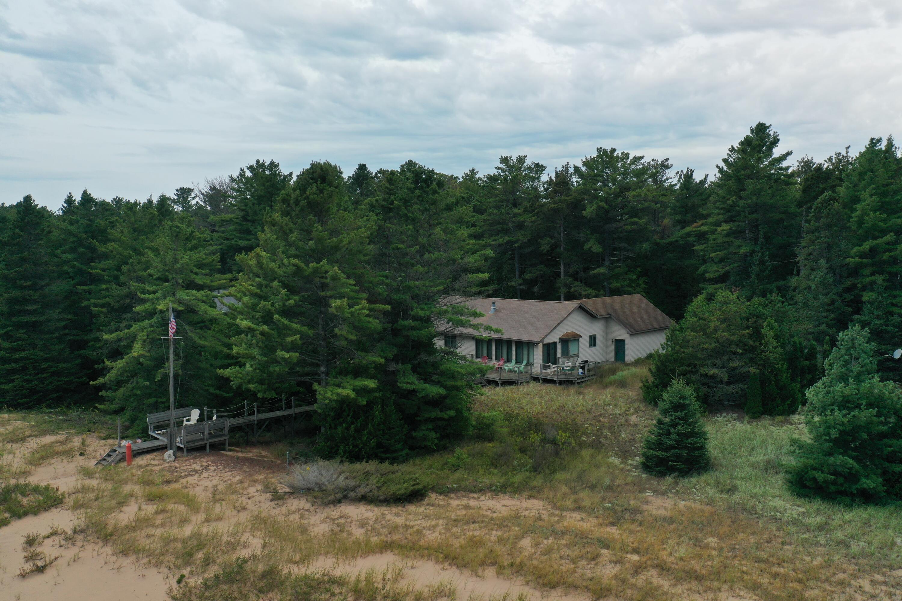 Image 3: 2 (19)