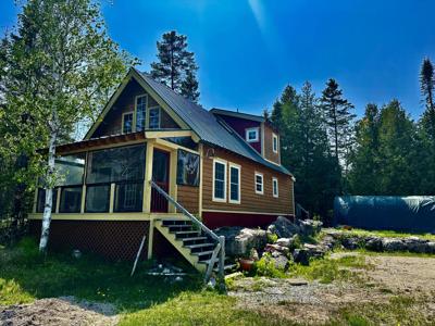 325 S Lakeside RD