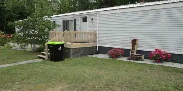 523 Midway Plaisance