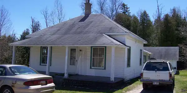 349 MIDWAY PLAISANCE
