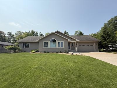 9649 W Shenandoah AVE