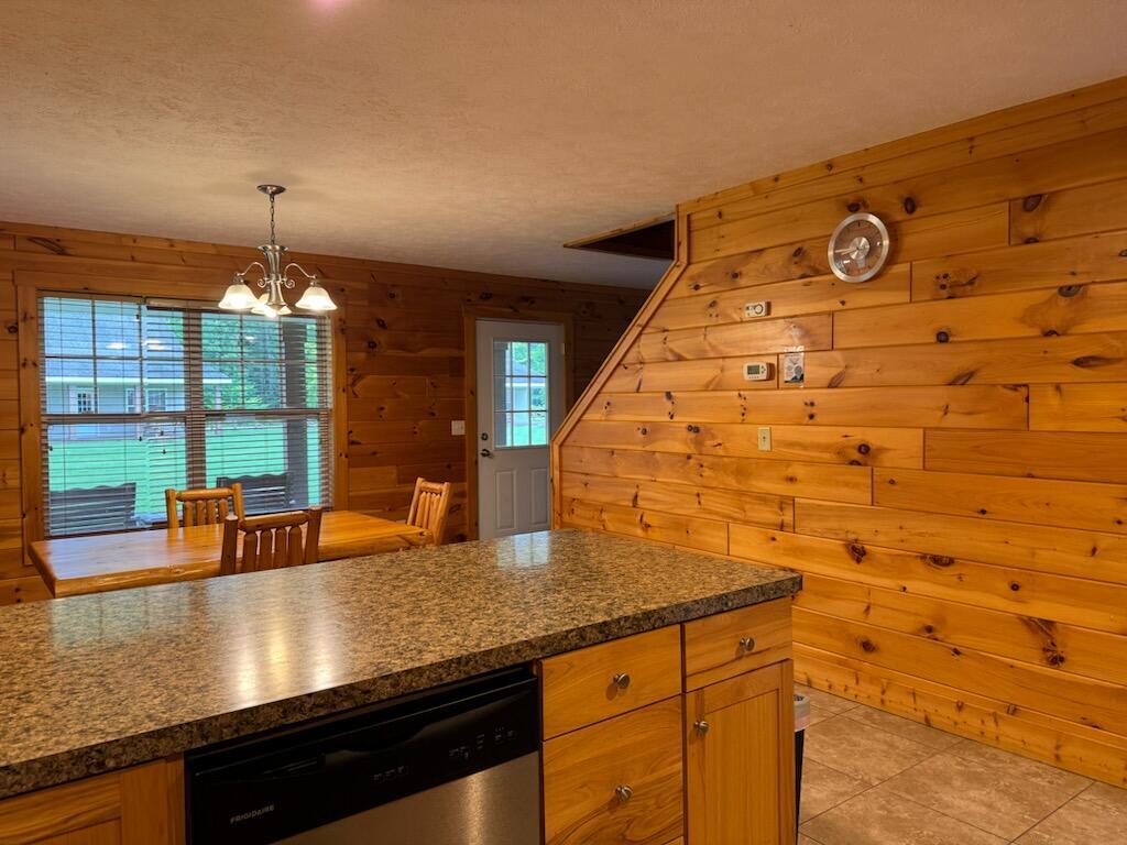 Image 4: IMG_8355 (1)