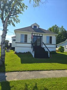 103 N Erie ST