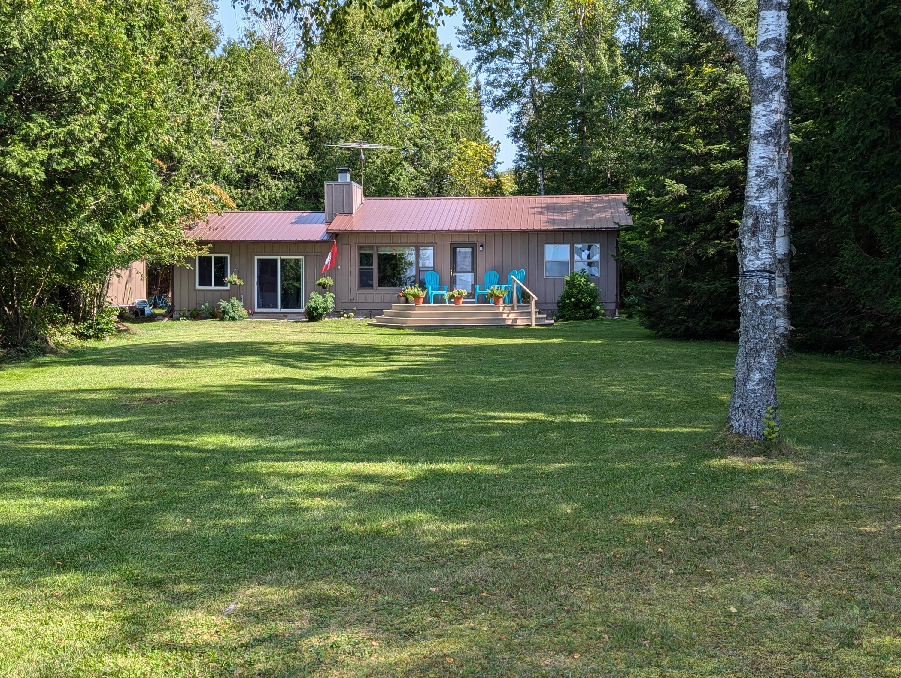 Image 2: 2