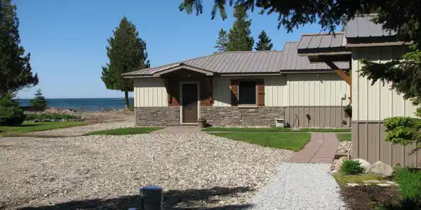 39832 E Bass Cove RD