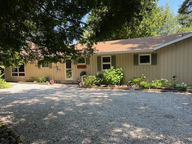 Image 2: Main from Driveway
