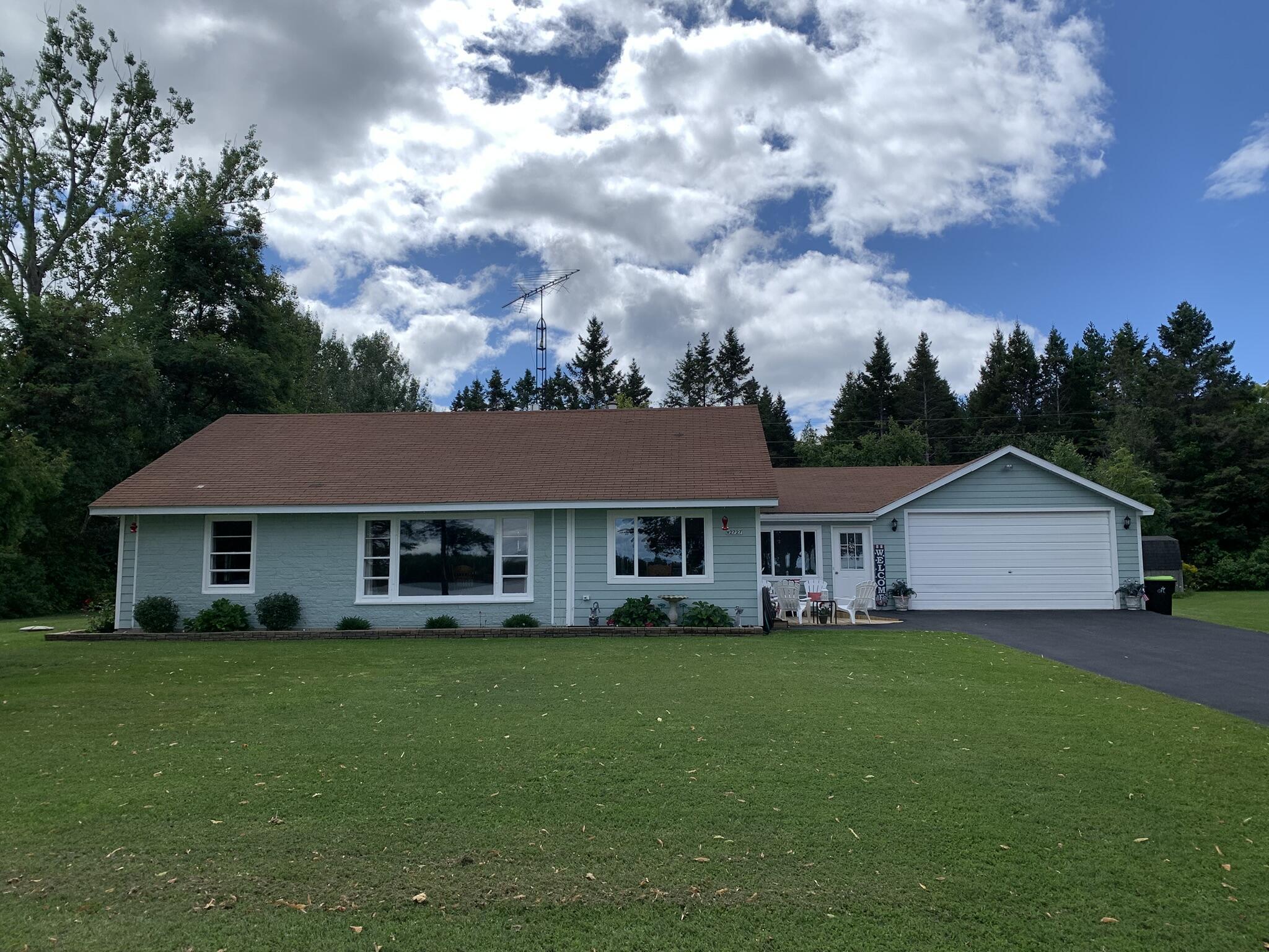 Image 1: Front of Home