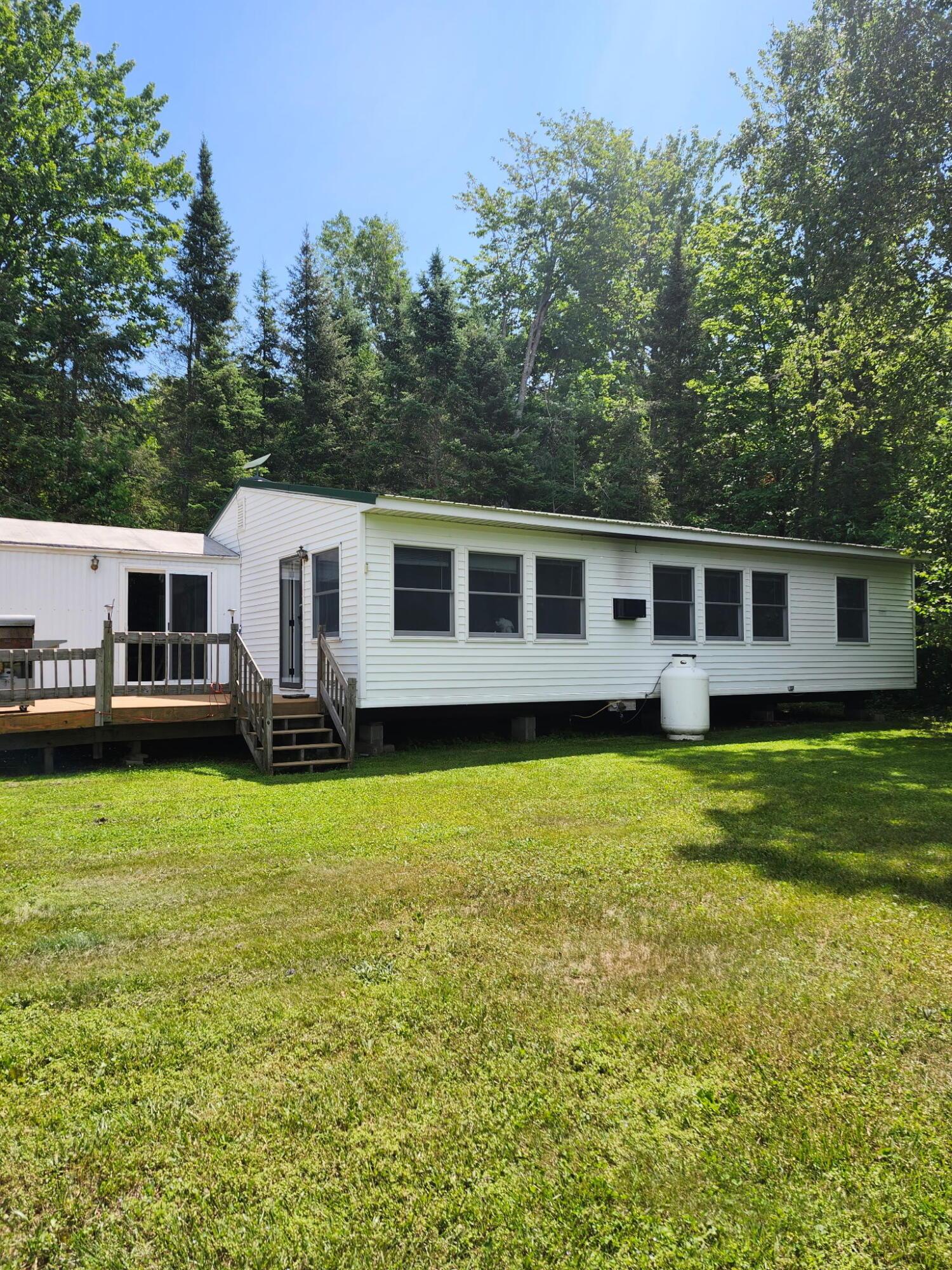 Image 2: 1652 sqft