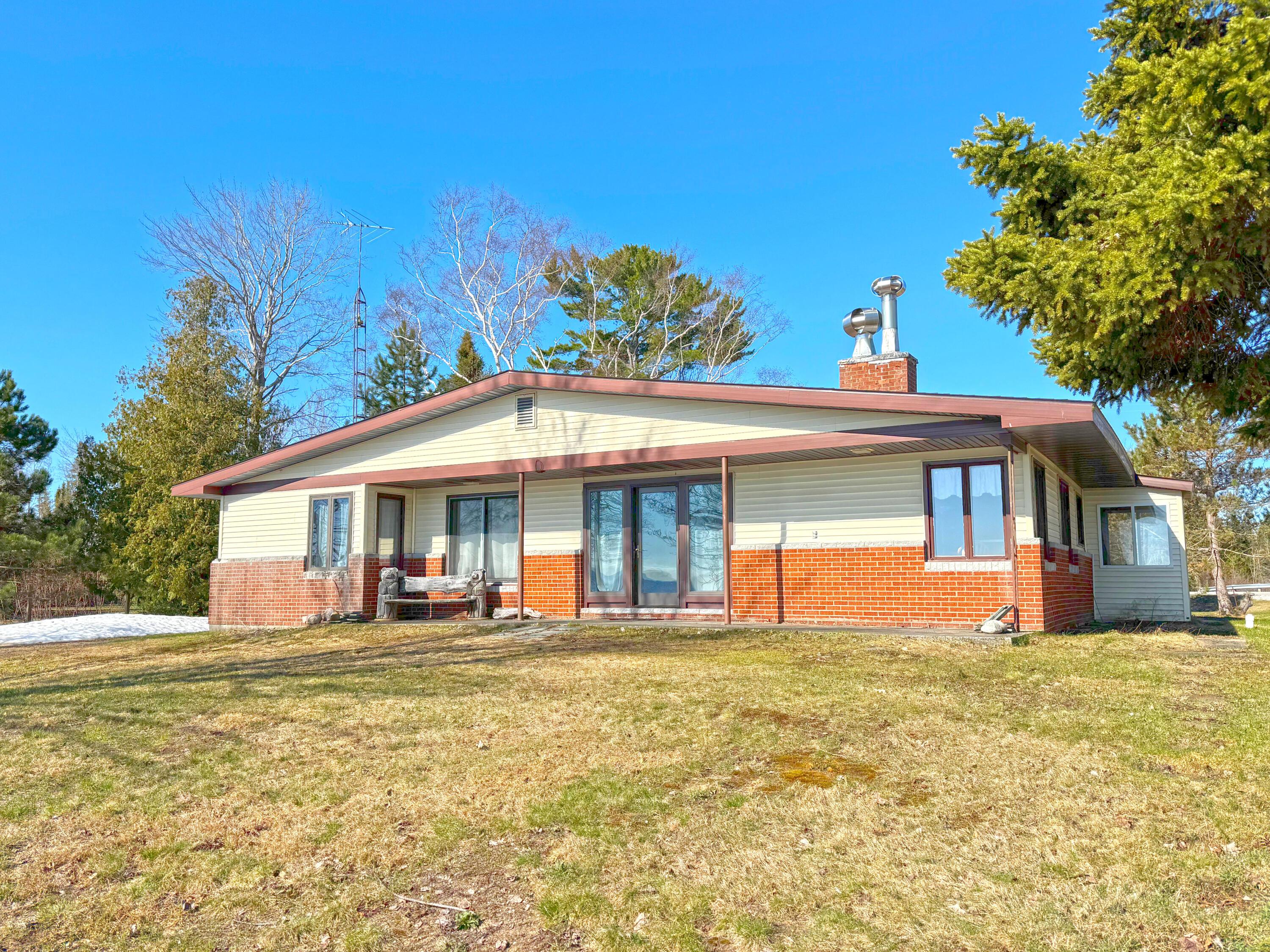 Image 3: 5252 N M 123, Paradise, MI 49768