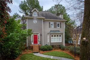 355 Eureka Drive NE