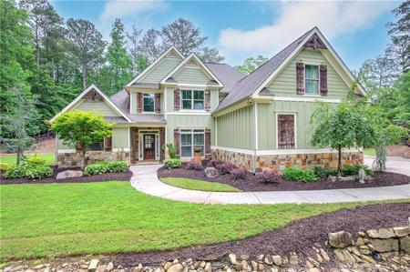 908 Emerald Court