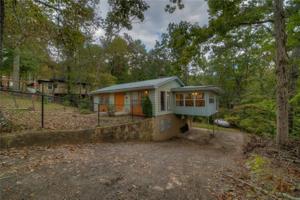 269 Lakeview Circle