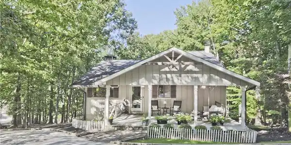 44 Long Swamp Court