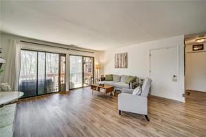2503 Fairway Oaks