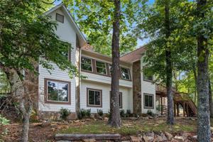 101 CAYUSE Court