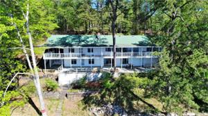 900 Oak Drive