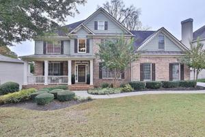 818 Golden Wood Trace