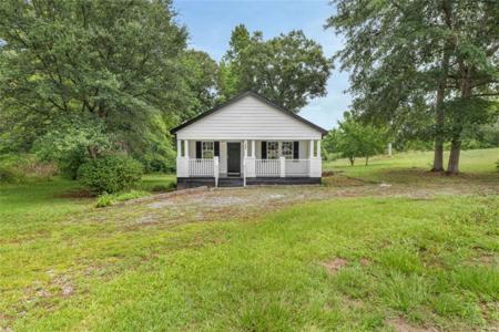 109 Flatrock Lane