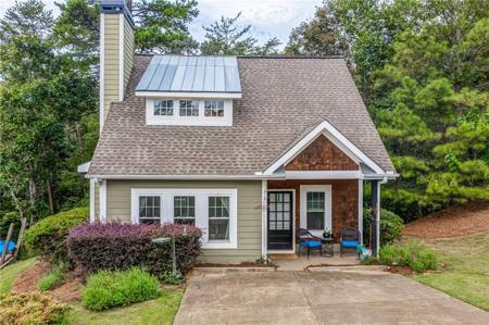 218 Lakeside Drive