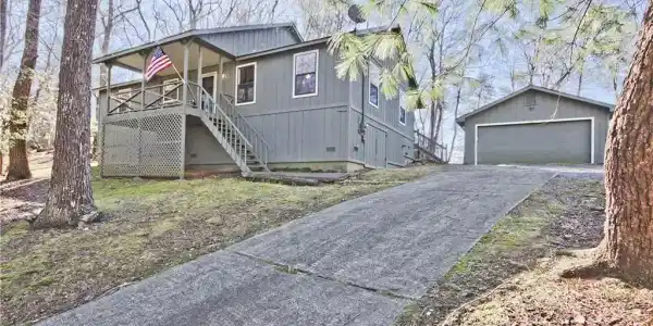 304 Sunset Court