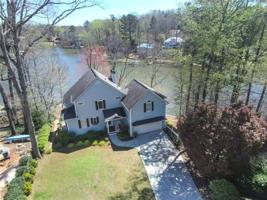236 Lakeshore Drive