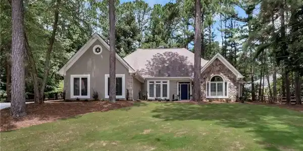 230 Lake Pines Pointe