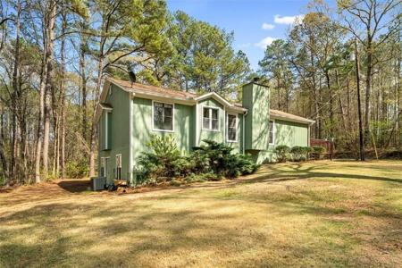 4211 Rose Trail SE