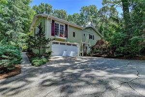 519 Lakeshore
