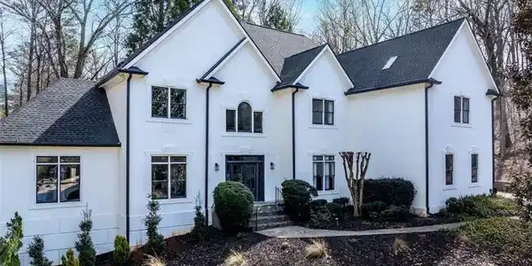 4500 River Mansions Trace