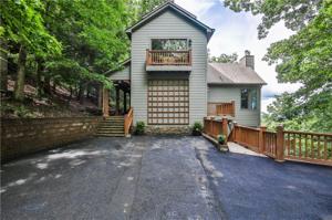 799 Ridgeview Drive