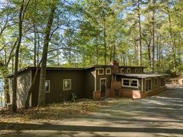 421 COTTONWOOD Drive