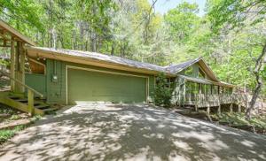 1006 Lake Arrowhead Drive