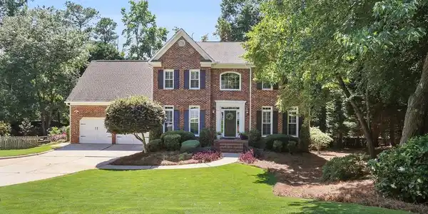 445 Ridgewood Way