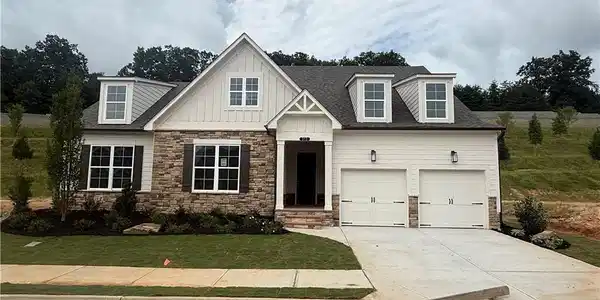 313 Willow Cove