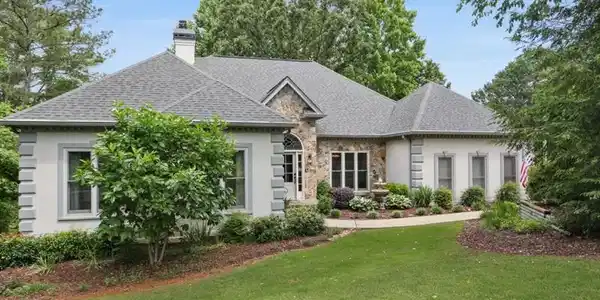 1910 Seven Seas Court