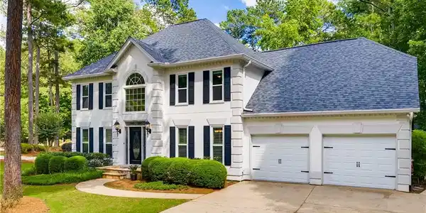 215 Lake Pines Pointe