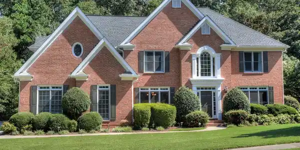 1045 Admiral Crossing
