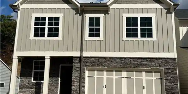 396 Lakeside Court