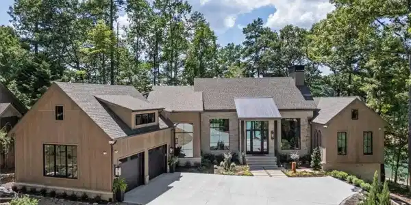 9330 Lisa Circle