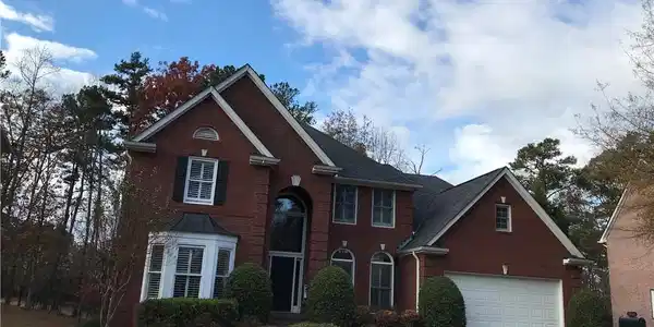 1040 Beacon Hill Crossing
