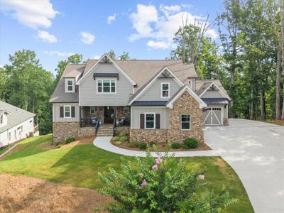 7560 Crestline Drive