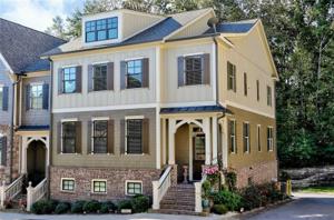 254 TRECASTLE Square