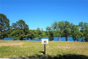 568 Clearwater Landing