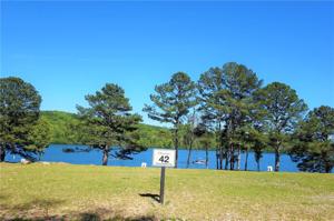 572 Clearwater Landing