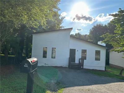 2120 Pinetree Drive