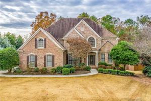 319 Lakebridge Crossing