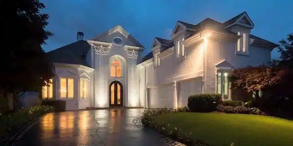1150 Greatwood Manor