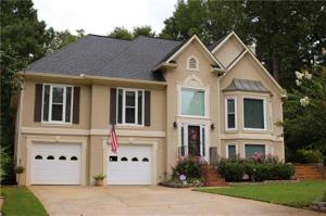 142 Clubhouse Drive NW